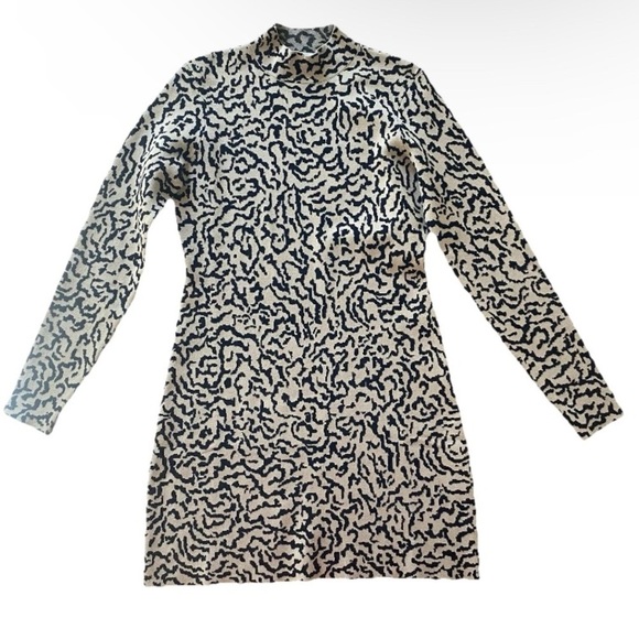 NOT FOR SALE - Picture 4 of 5